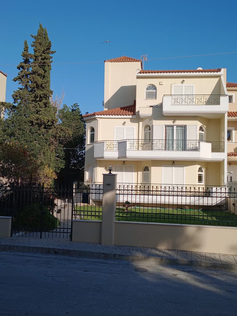 For Sale Detached house 300 m² in Attica