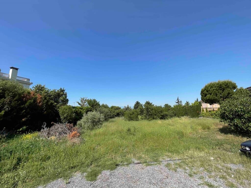 For Sale Land 2139 m² in the suburbs of Thessaloniki