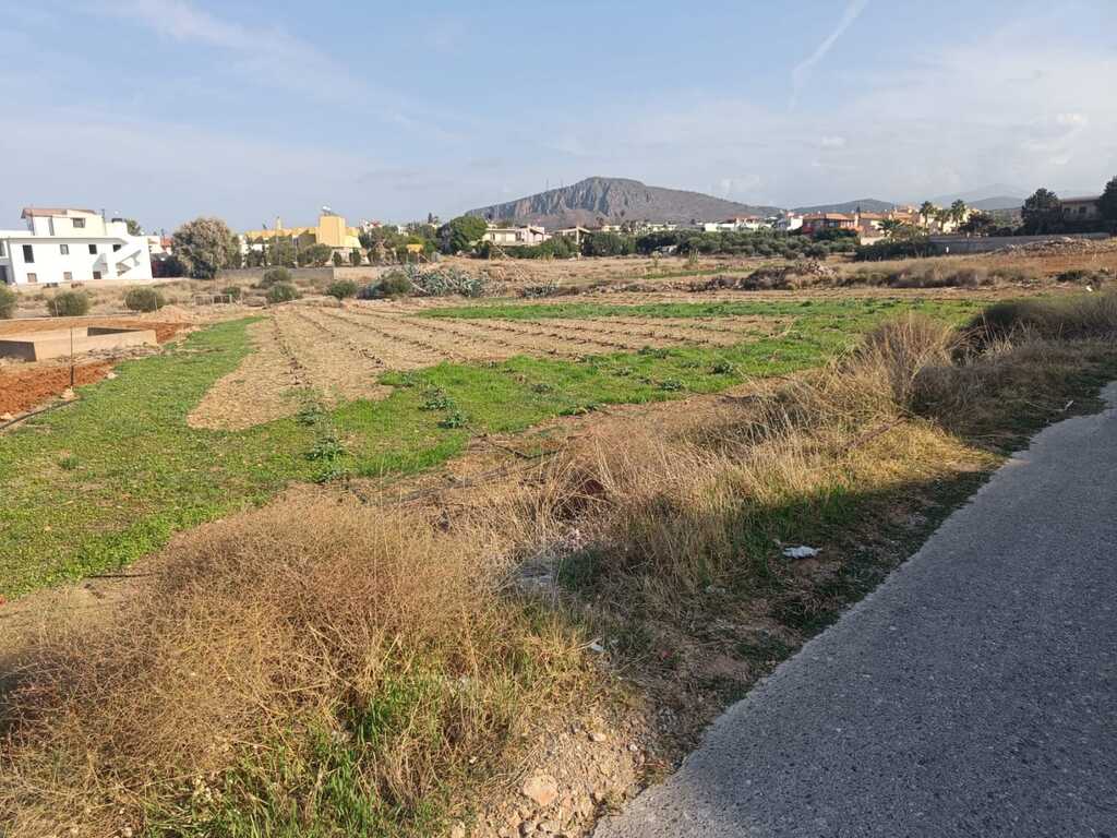 For Sale Land 2672 m² in Crete