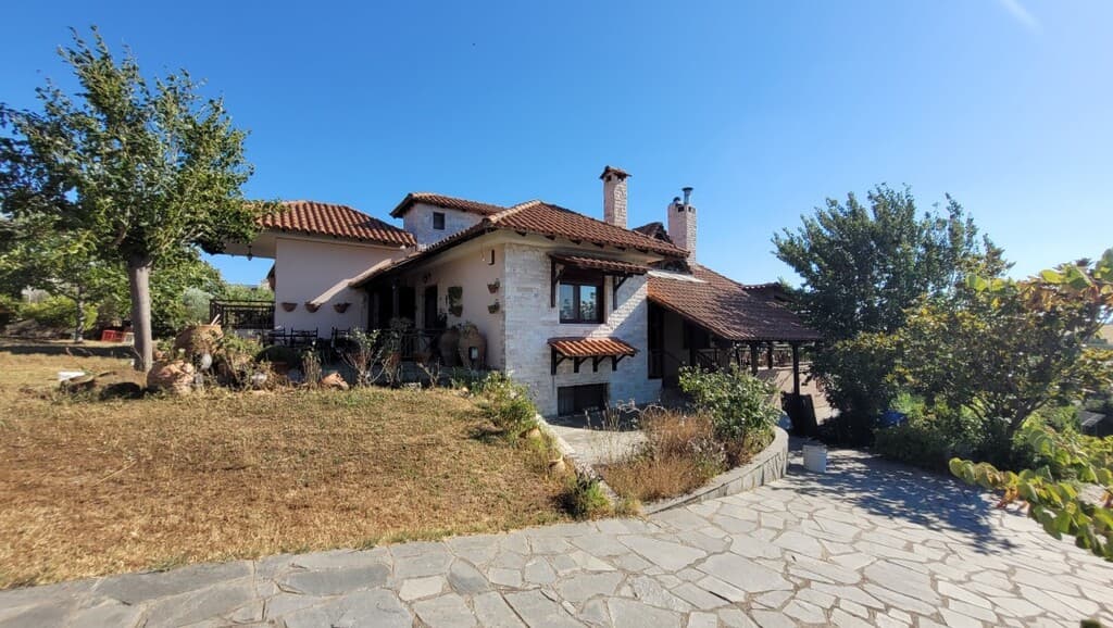 For Sale Villa 480 m² in the suburbs of Thessaloniki