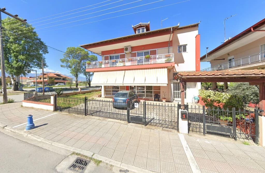 For Sale Detached house 260 m² on the Olympic Coast