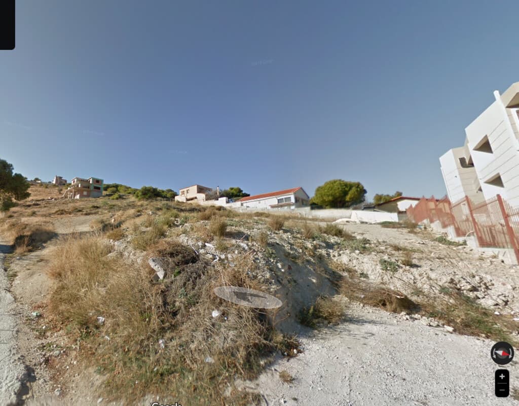 For Sale Land 2200 m² in Attica