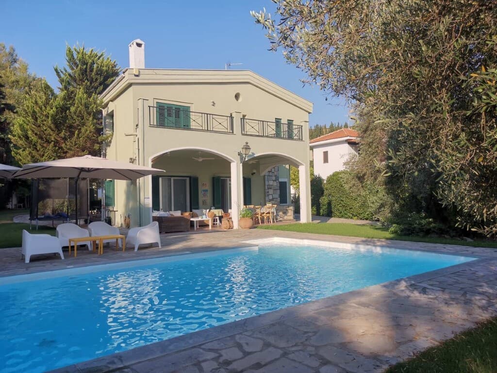 For Sale Villa 300 m² in Kassandra, Chalkidiki