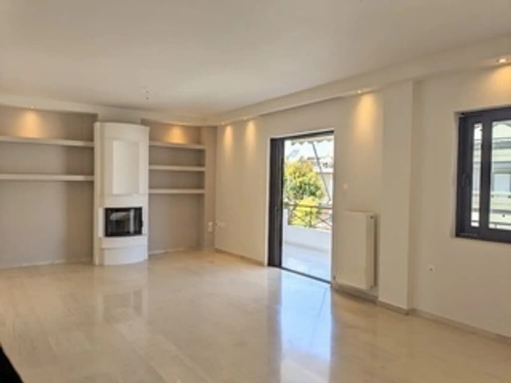 For Sale Flat 100 m² in Athens
