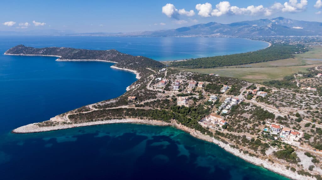 For Sale Land 1102 m² in Attica