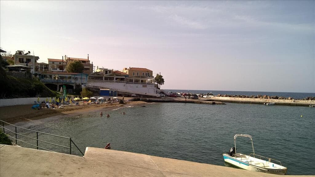 For Sale Land 100000 m² in Crete