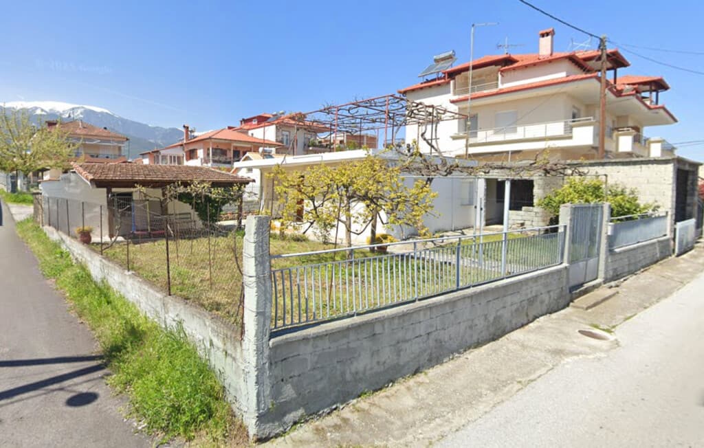 For Sale Detached house 82 m² on the Olympic Coast