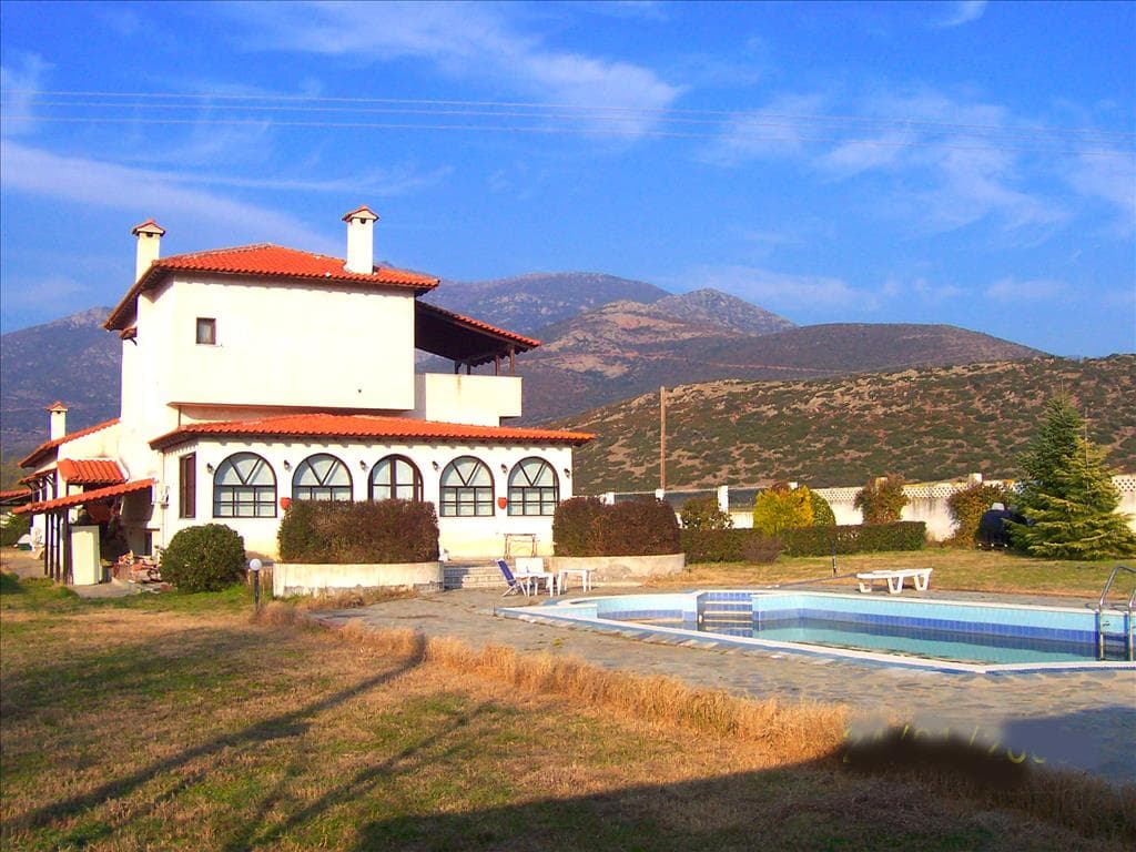 For Sale Villa 805 m² in Chalkidiki