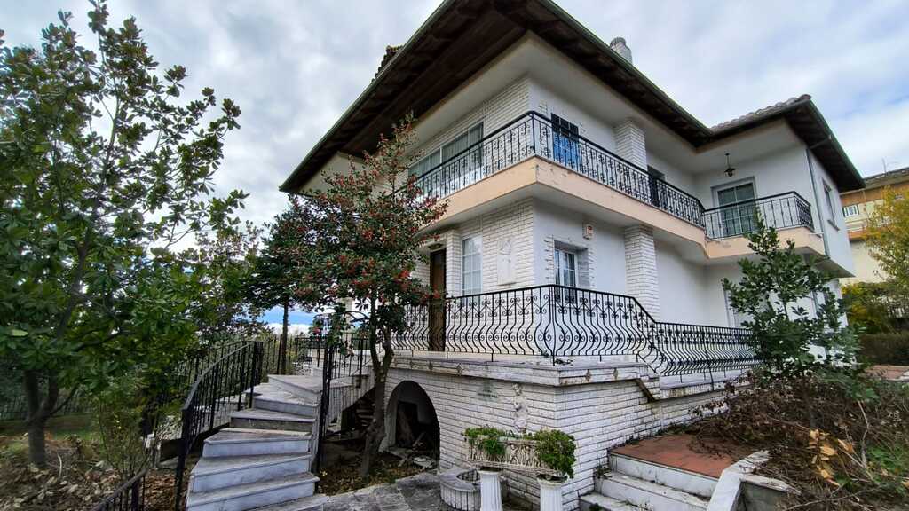 For Sale Detached house 300 m² on the Olympic Coast