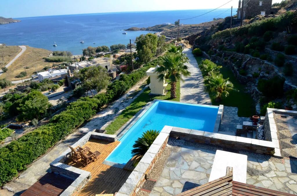 For Sale Villa 350 m² in Cyclades