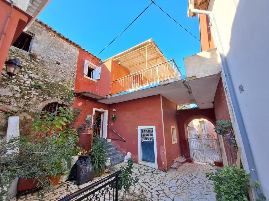 For Sale Maisonette 101 m² in Corfu