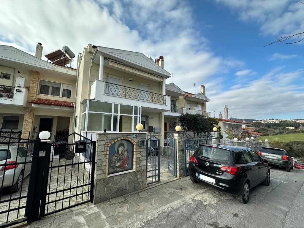 For Sale Maisonette 240 m² in the suburbs of Thessaloniki