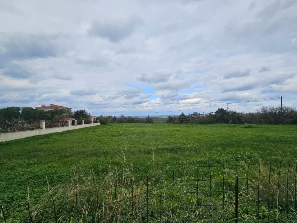For Sale Land 2005 m² in Crete