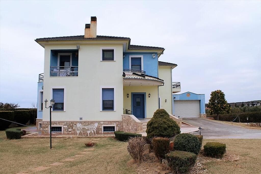 For Sale Villa 433 m² in the suburbs of Thessaloniki