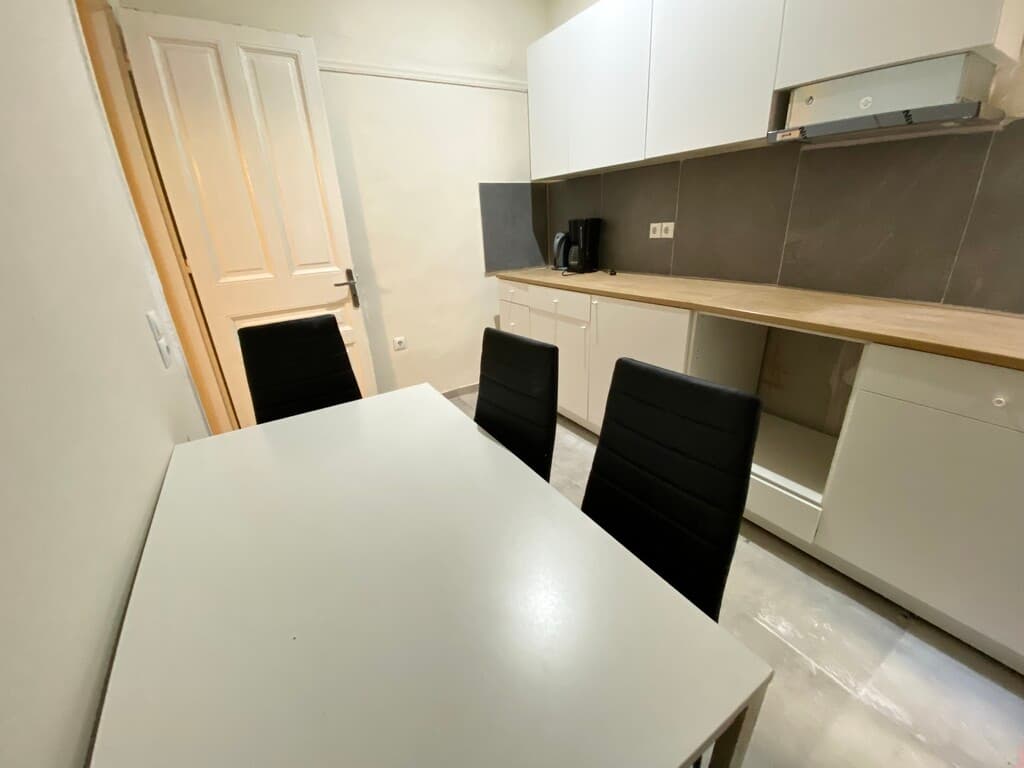 For Sale Flat 80 m² in Athens