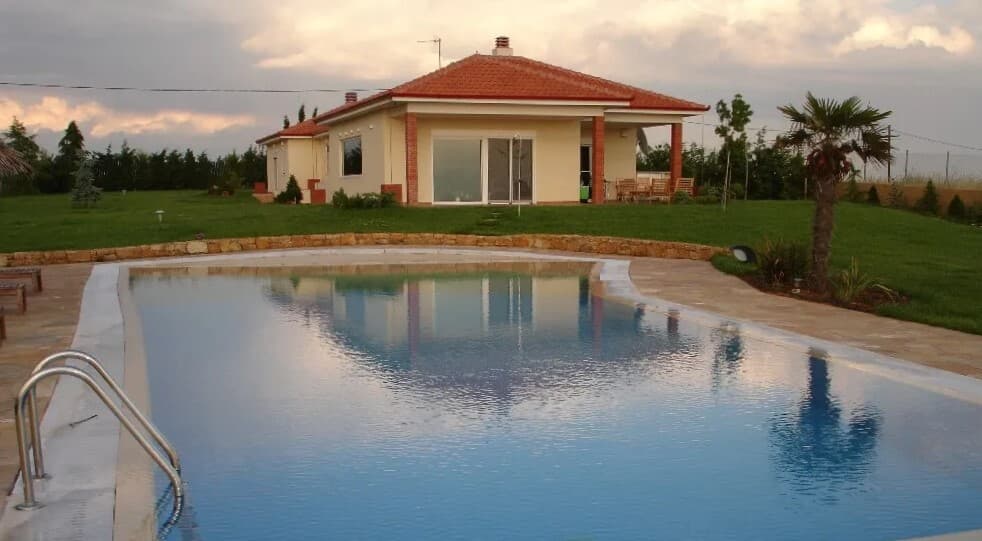 For Sale Villa 365 m² in the suburbs of Thessaloniki