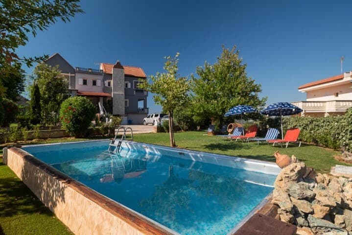 For Sale Villa 386 m² in Crete