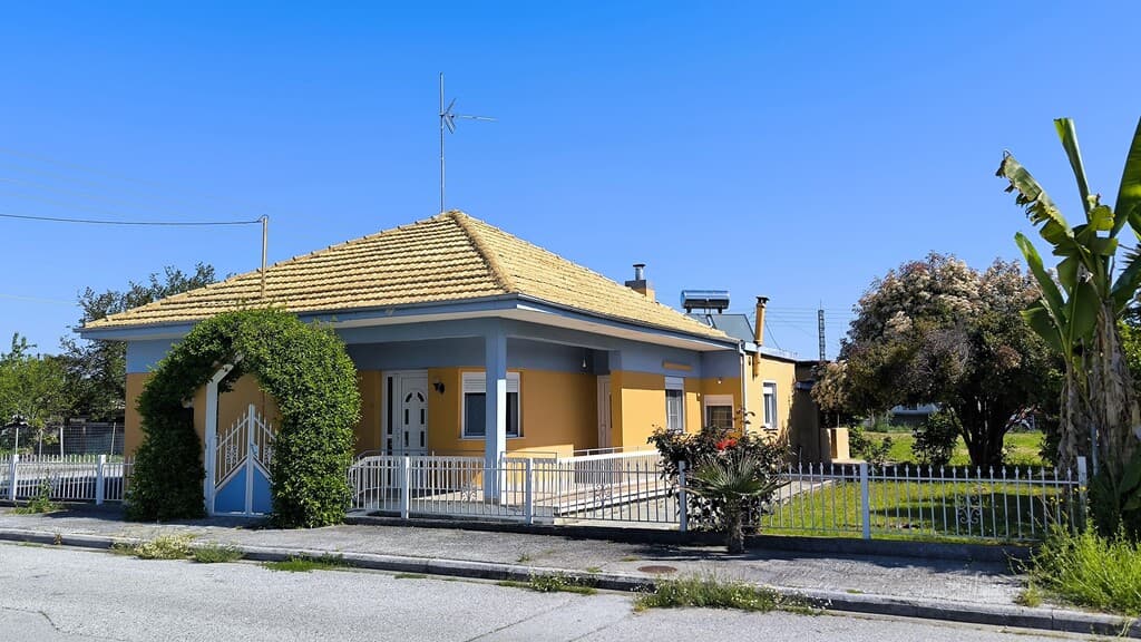 For Sale Detached house 132 m² on the Olympic Coast