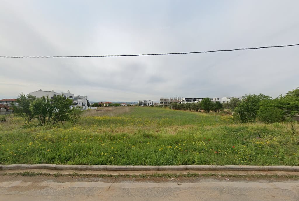 For Sale Land 400 m² in the suburbs of Thessaloniki