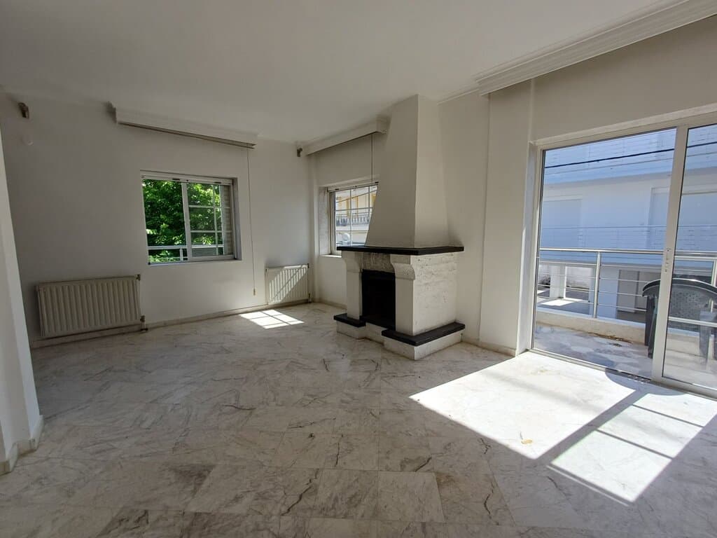 For Sale Flat 100 m² in the suburbs of Thessaloniki