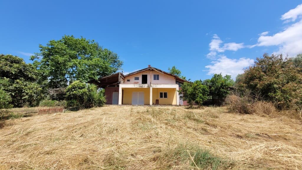 For Sale Detached house 360 m² in the suburbs of Thessaloniki
