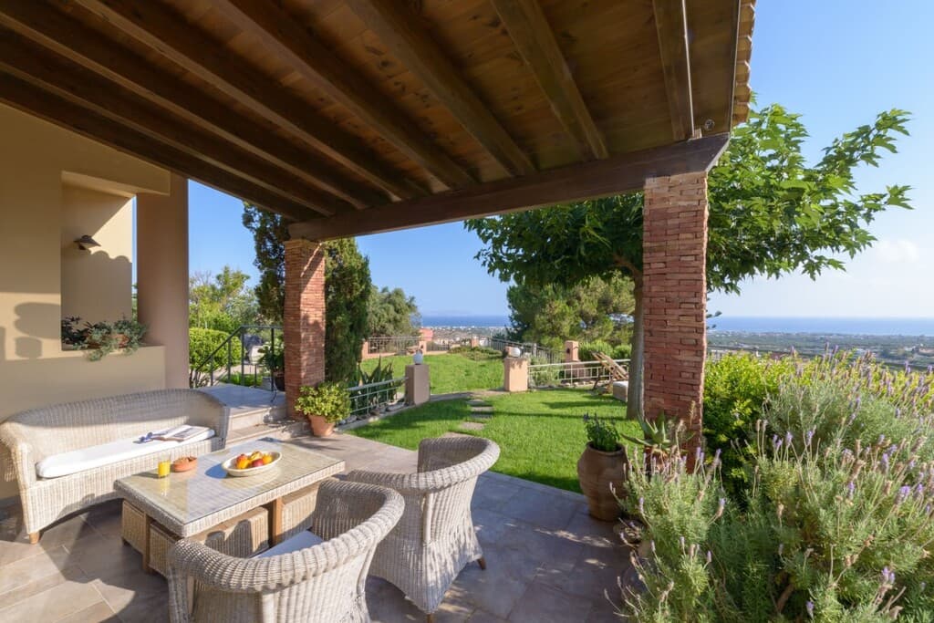 For Sale Villa 250 m² in Crete