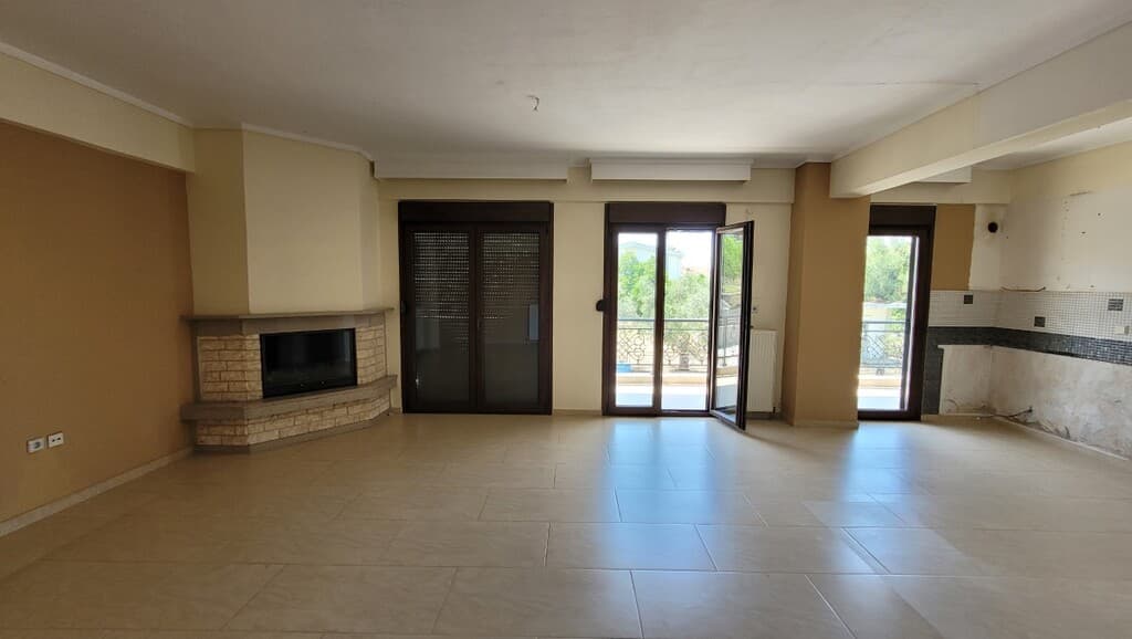 For Sale Flat 110 m² in the suburbs of Thessaloniki
