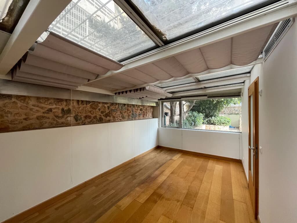 For Sale Flat 94 m² in Athens