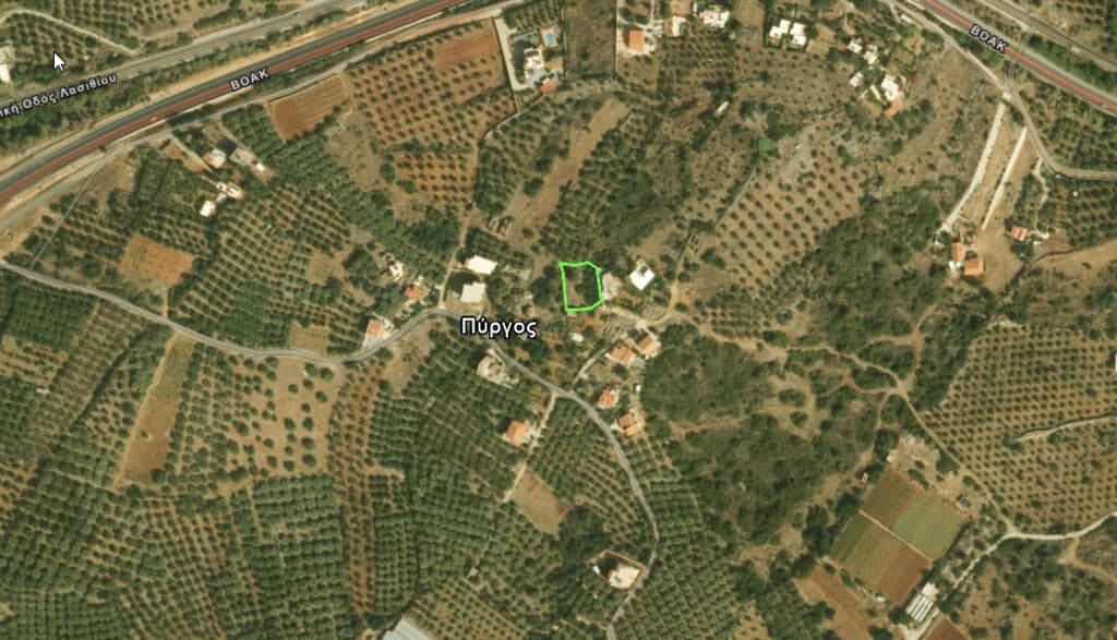 For Sale Land 711 m² in Crete