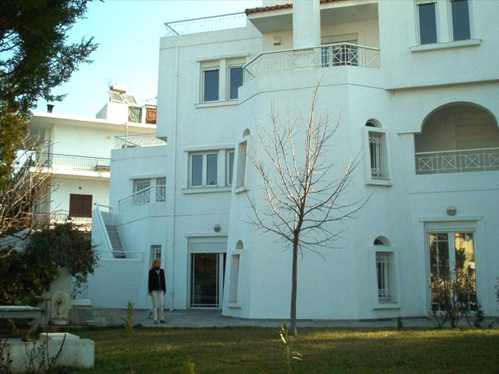 For Sale Villa 597 m² in Athens