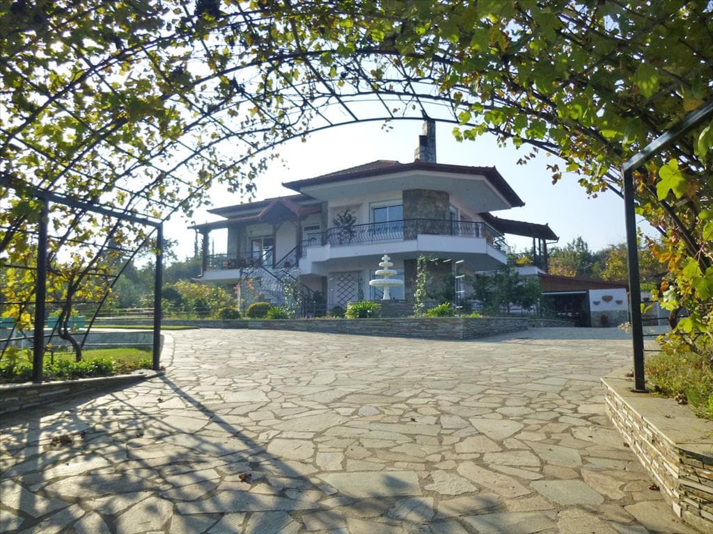 For Sale Villa 300 m² on the Olympic Coast