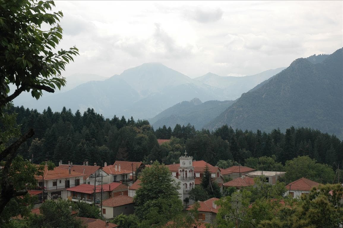 For Sale Land 400 m² in central Greece