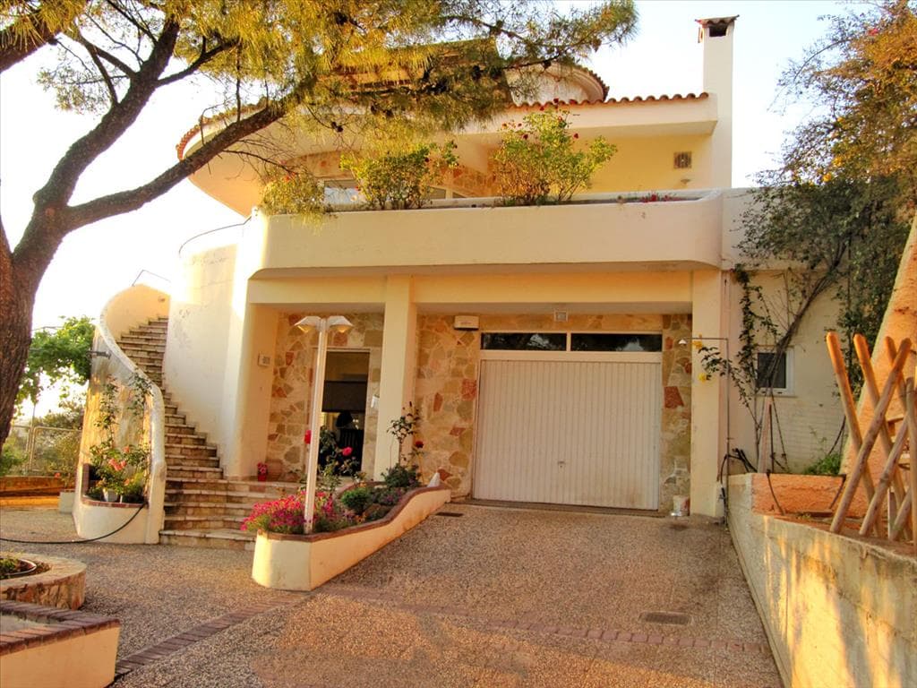 For Sale Detached house 450 m² in Attica