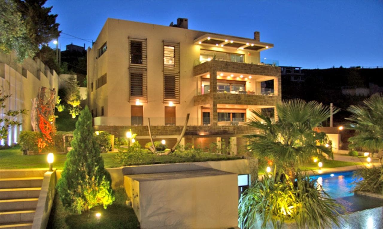 For Sale Villa 870 m² in Attica