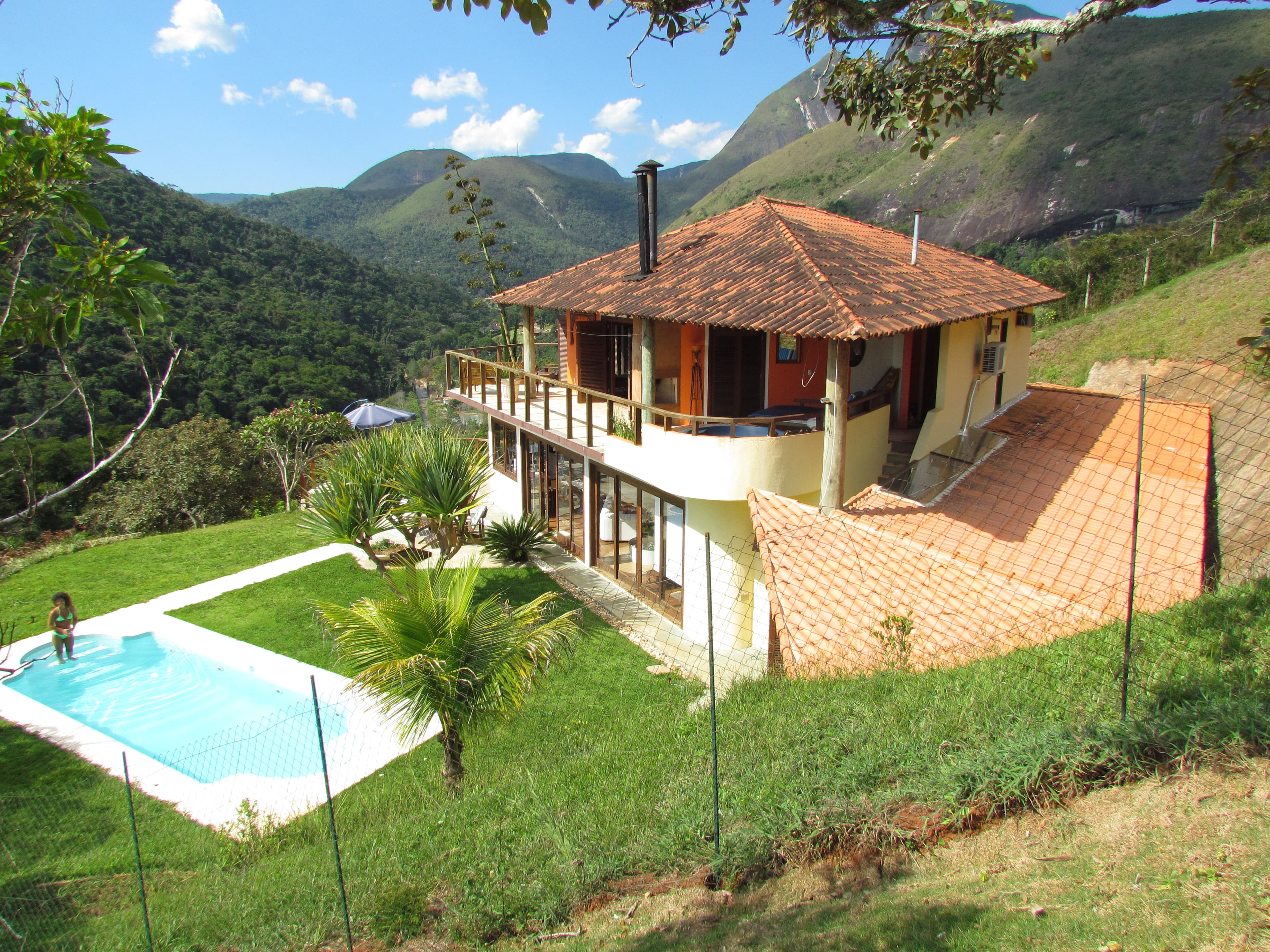 Luxury 4-Bed Villa with Private Pool in Itaipava