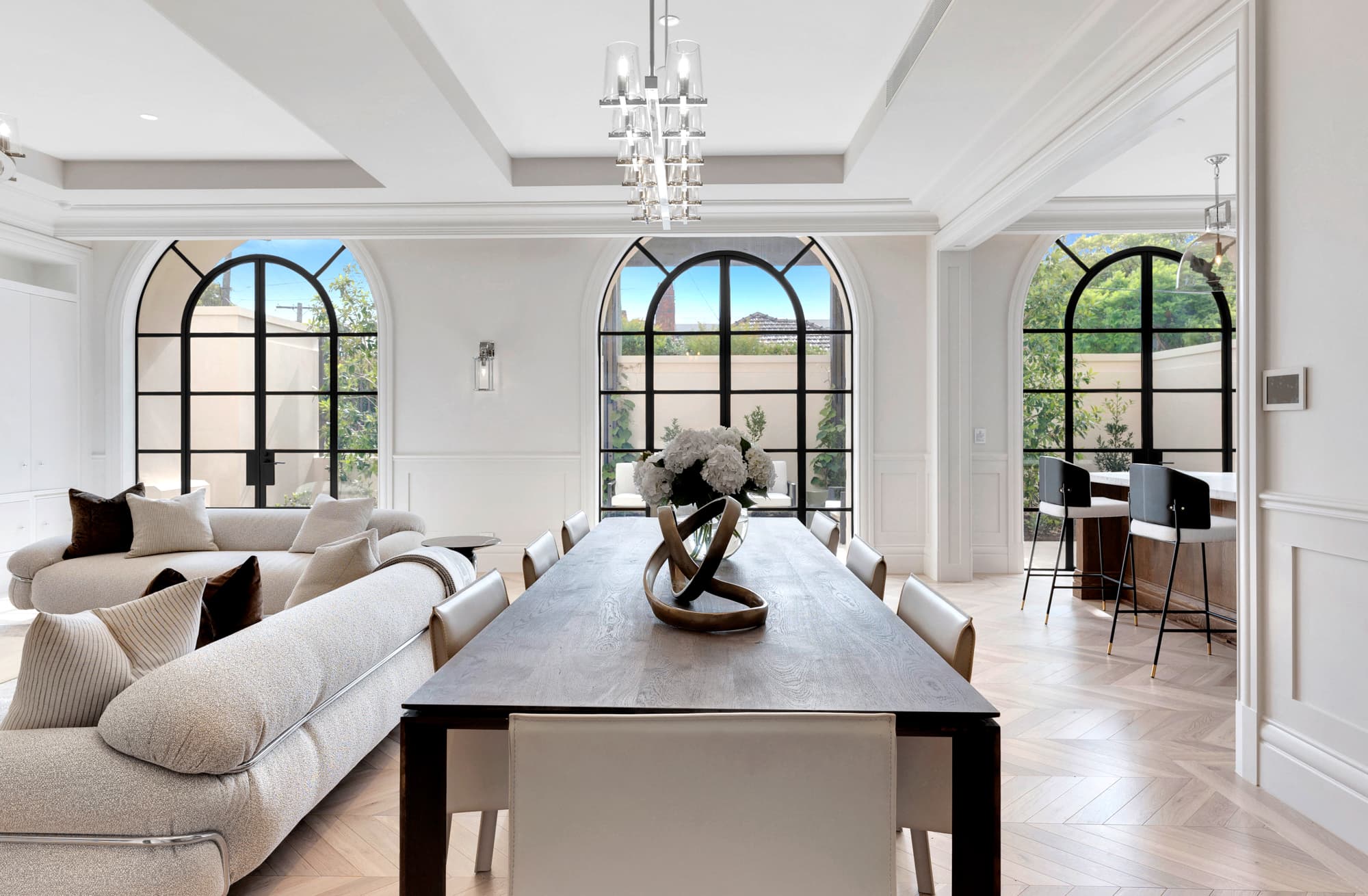 Luxury Three-Bedroom Apartment in Brighton, Melbourne