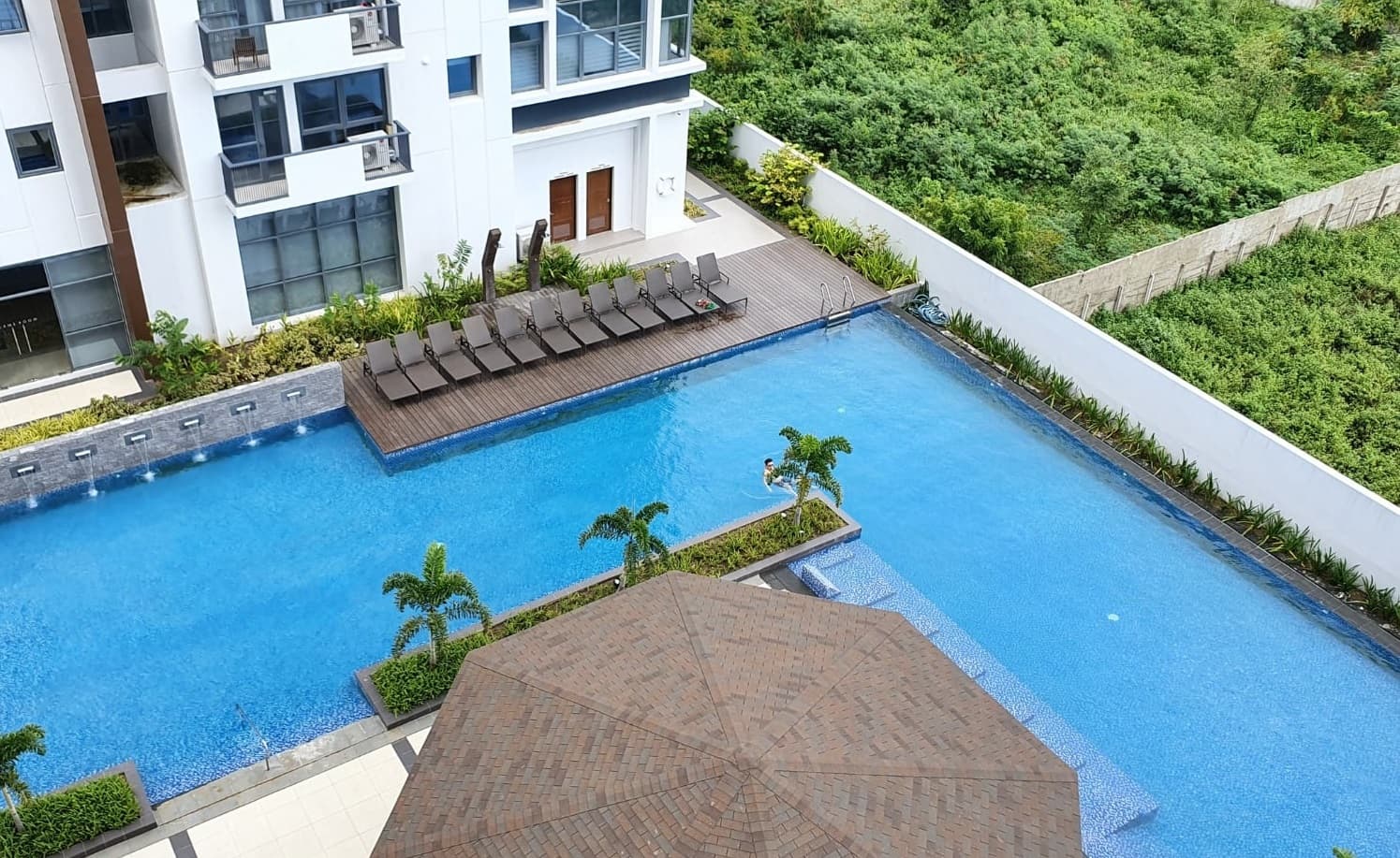 Luxury 1 Bedroom Condo For Sale in One Manchester Complex Cebu Philippines