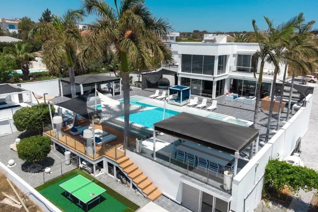 Luxury 5 Bed Villa For Sale in Ayia Napa Cyprus