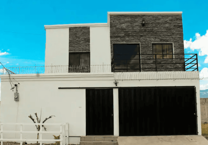 Luxury 4 Bed Villa For Sale in Comayagua Honduras