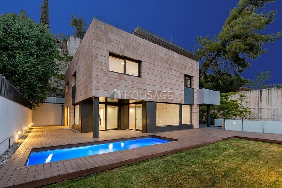 Luxury 6 Bed Villa For Sale In Barcelona Spain