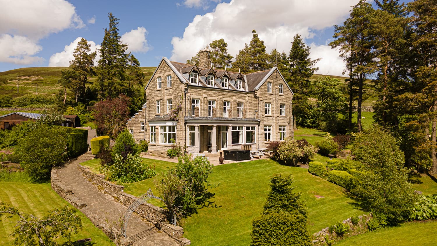 Luxury 10 Bed Manor for Sale In Middleton In Teesdale County Durham United Kingdom