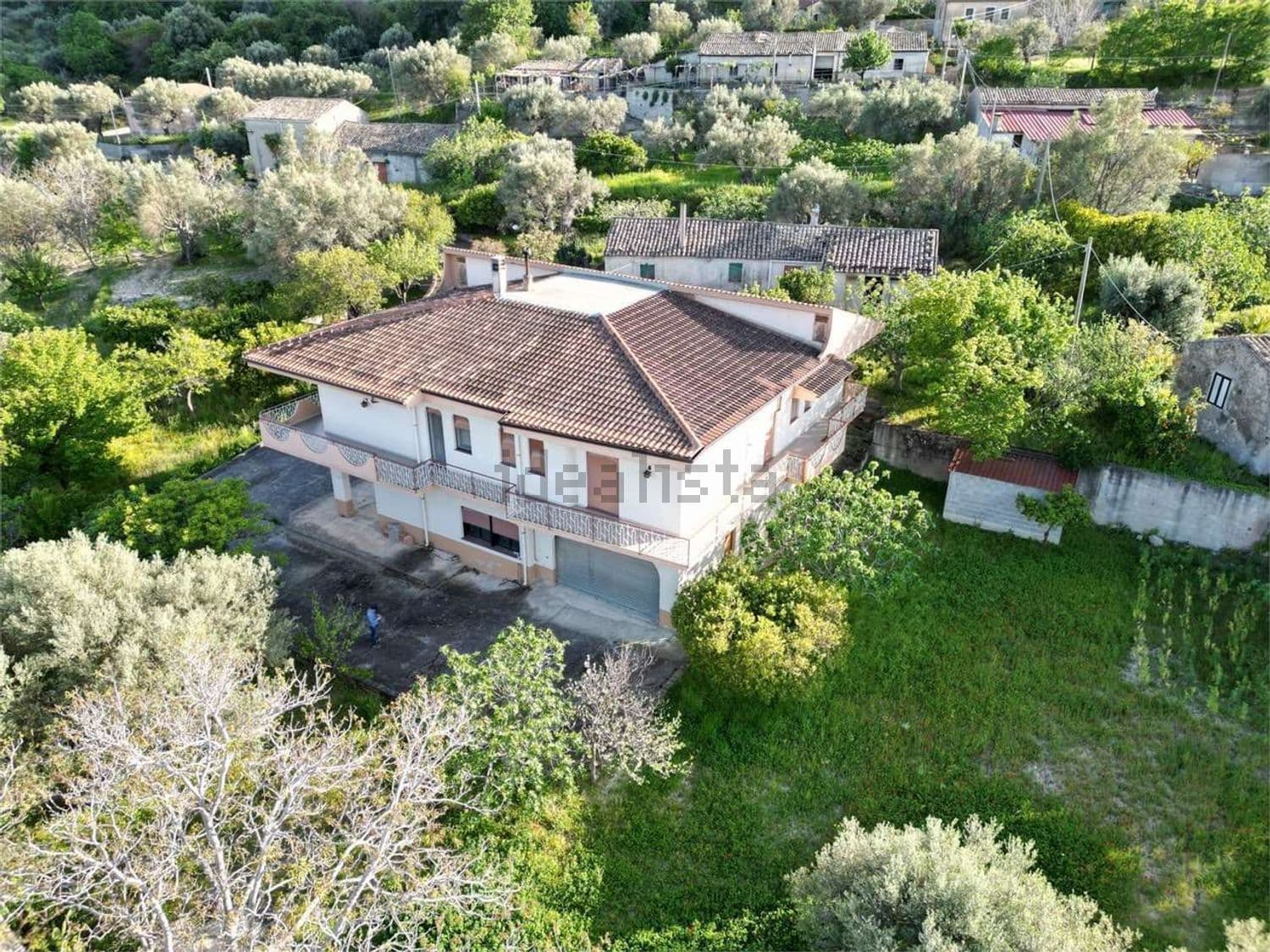 Excellent 3 Bed Villa for Sale In Ardore Calabria Italy
