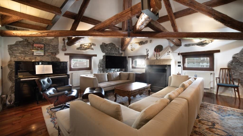 Excellent 2 Bed Penthouse for Sale In Agordo Dolomites Italy