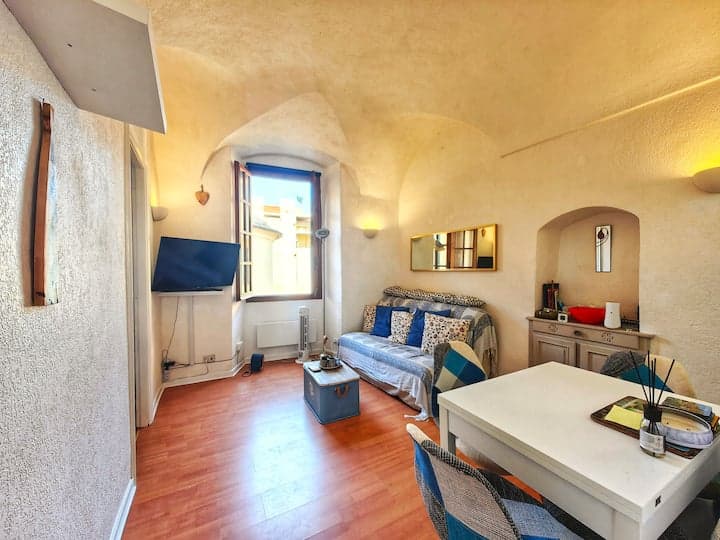Excellent 1 Bed Apartment for Sale In Bordighera Alta Liguria Italy