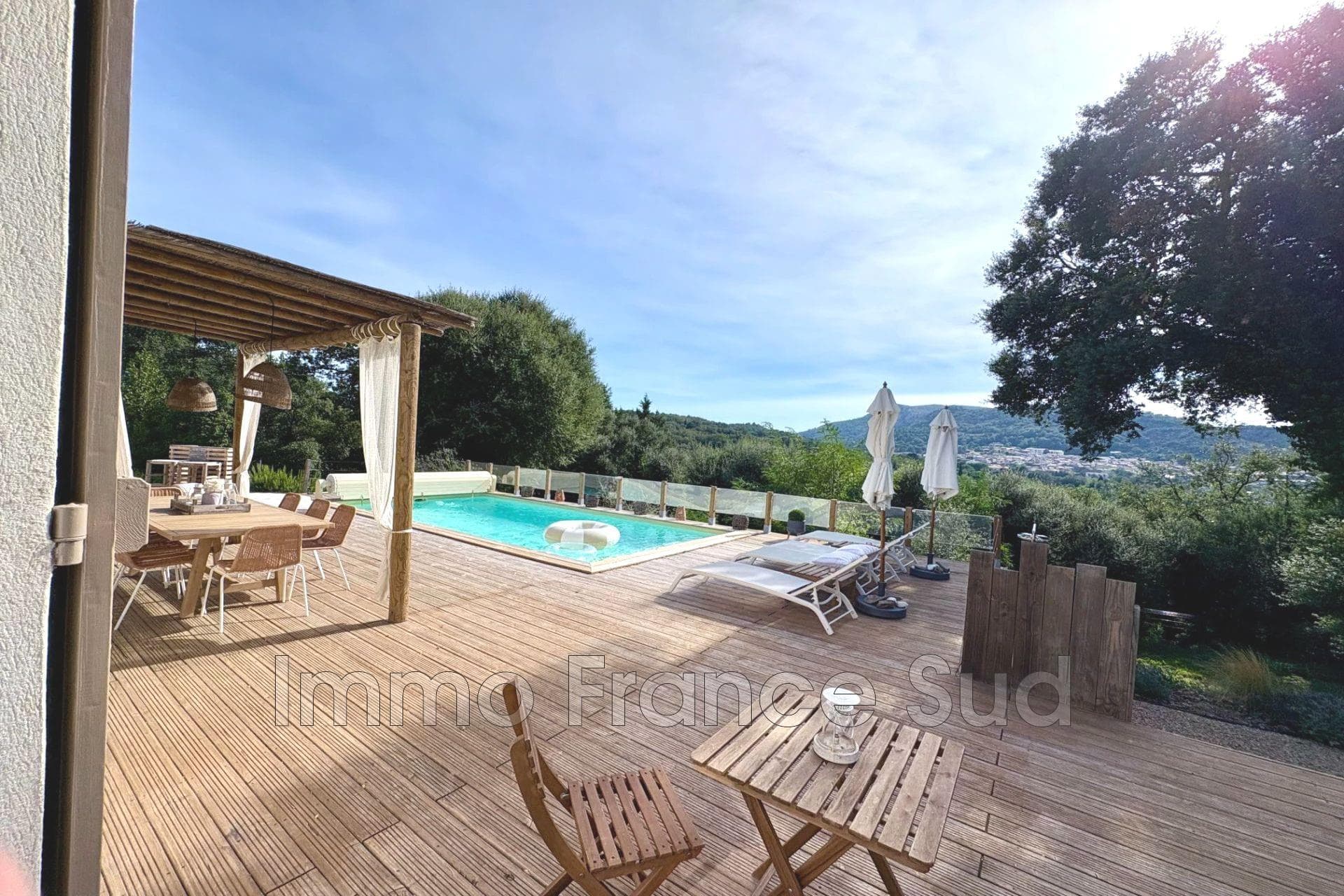 Stunning 4 Bedroom Villa For Sale In La Garde Freinet France