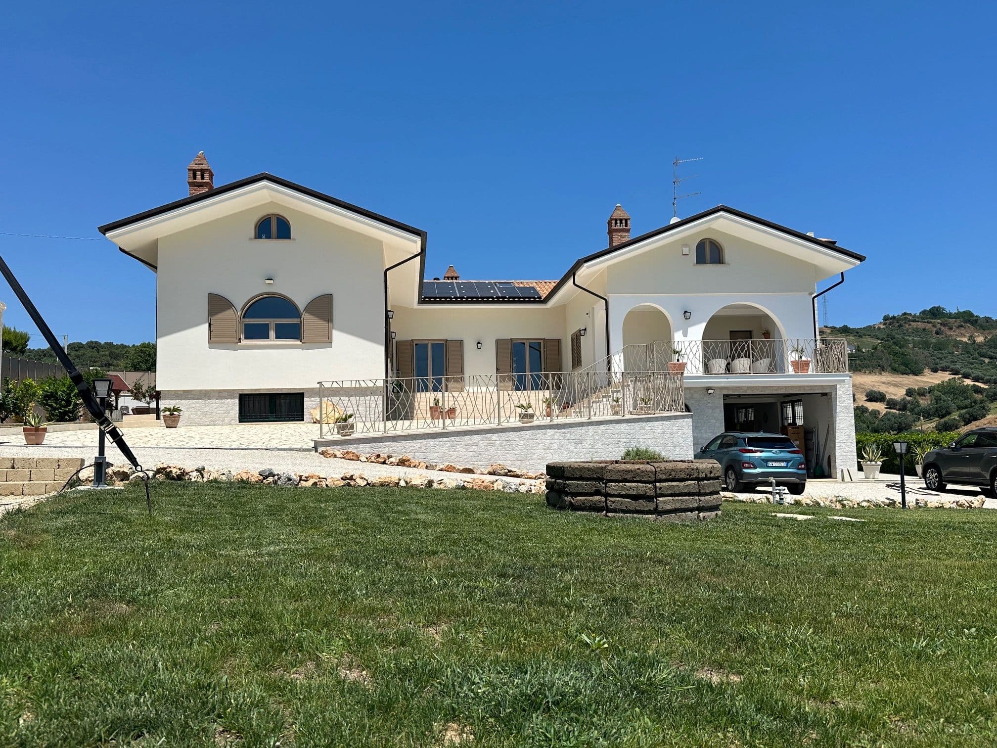 Luxury 5 Bed Villa for Sale In Tortoreto Italy