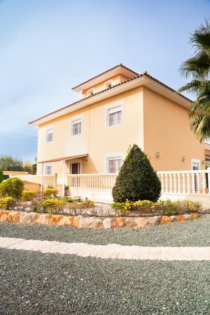 Stunning 4 Bed Villa For Sale in Totana Murcia Spain