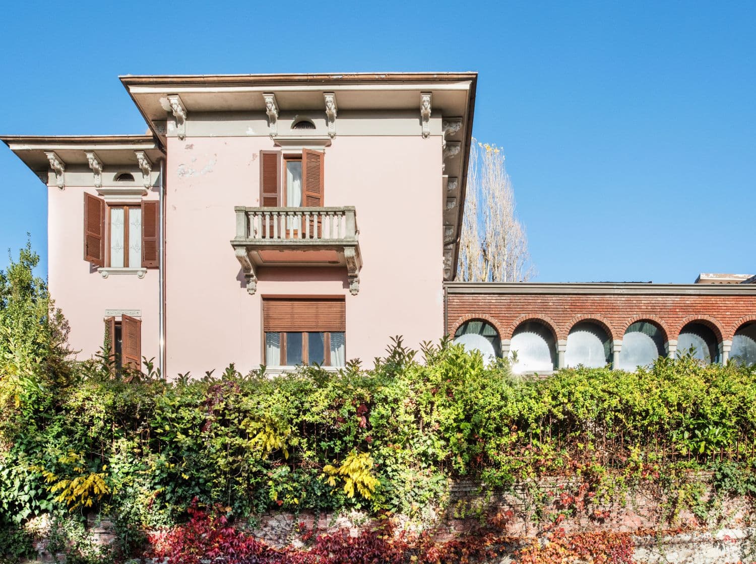 Luxury 6 Bed Villa for Sale In Varzi Italy