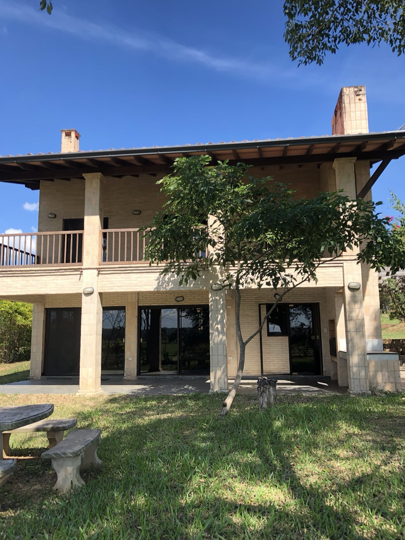 Stunning 4 bed House For Sale In Carlos Franco Golf and Country Club Arroyos Y Esteros Paraguay
