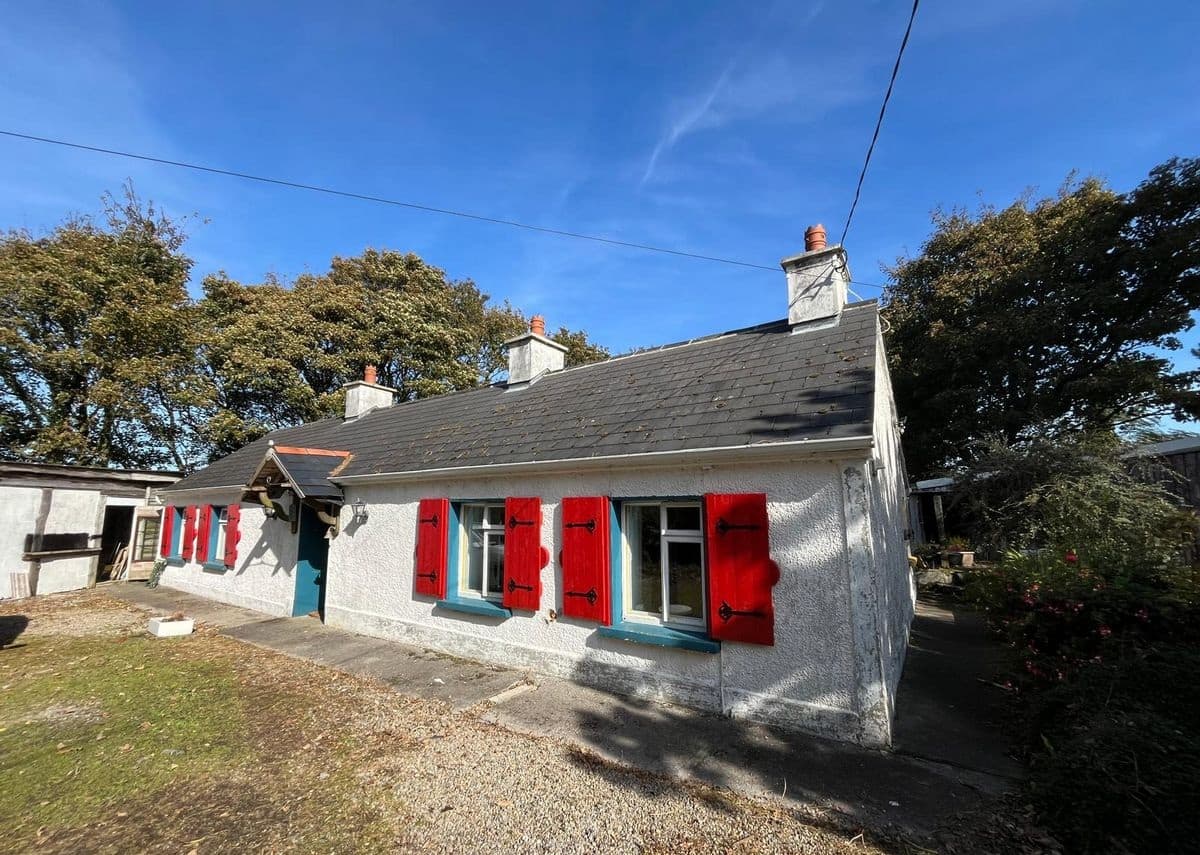 2 bed Irish Cottage For Sale In Farranmacfarrell Ballina County Sligo Ireland